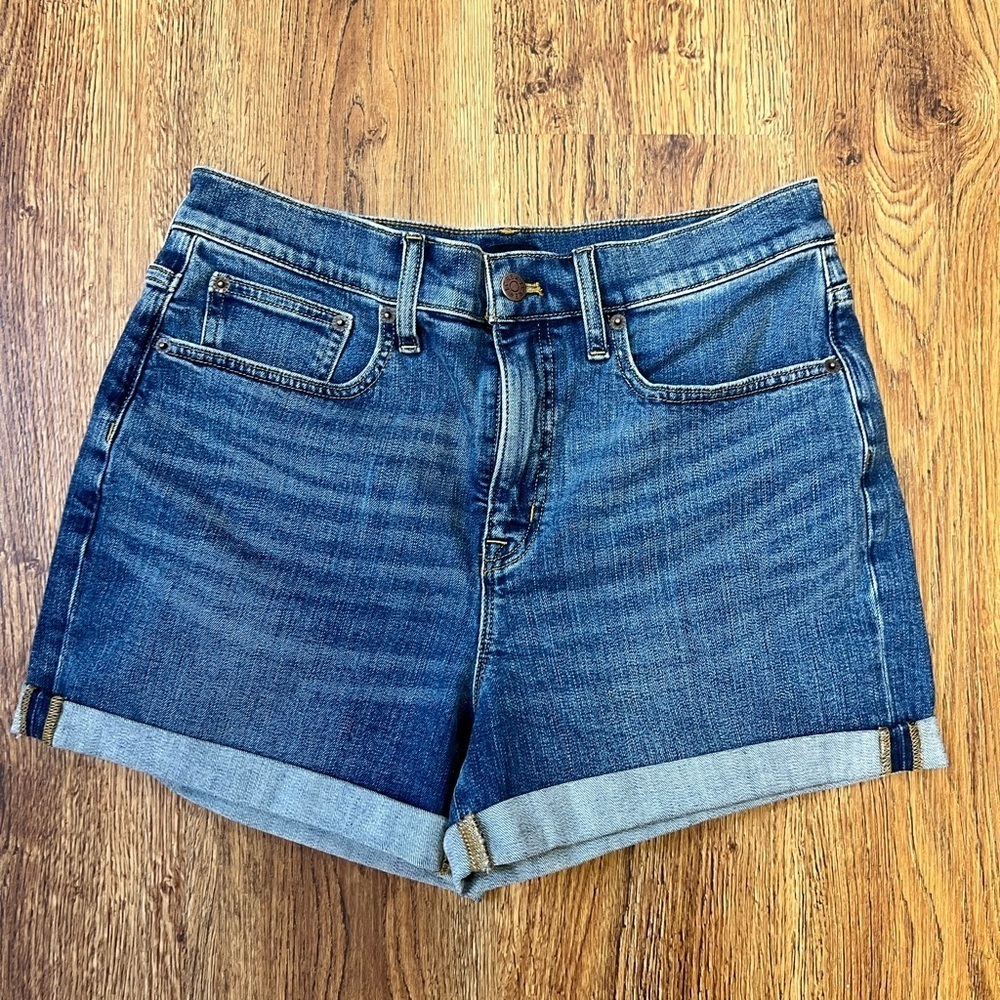 Classic Mid-Blue Denim Roll-Cuff Women's Shorts